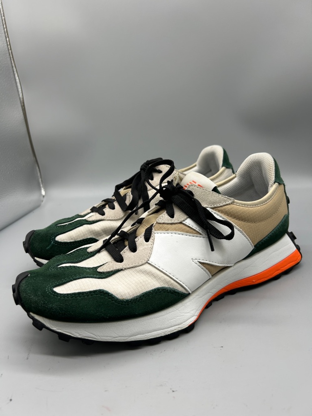 New Balance 327 sneakers men’s 11 - Picture 2 of 8